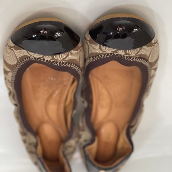 Coach Brown and Black Flats - Picture 5 of 6